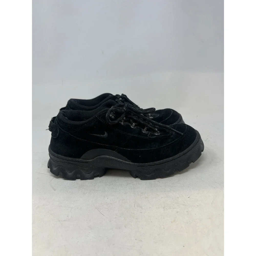 Nike  Lahar Low 'Triple Black' DB9953-001 Women's Shoes‎ Size 8